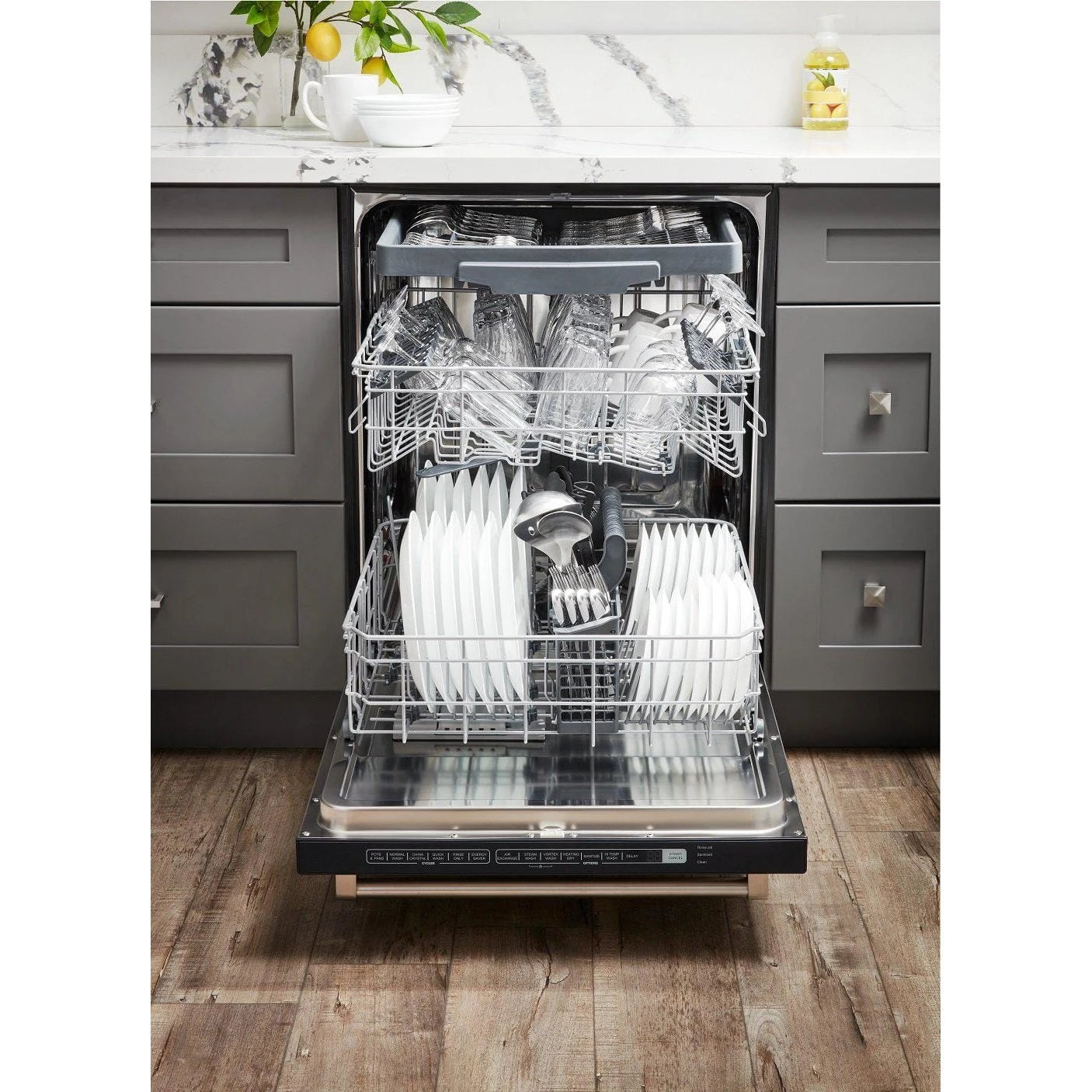 Thor Kitchen 24 Professional Series Stainless Steel Dishwasher, HDW2401SS